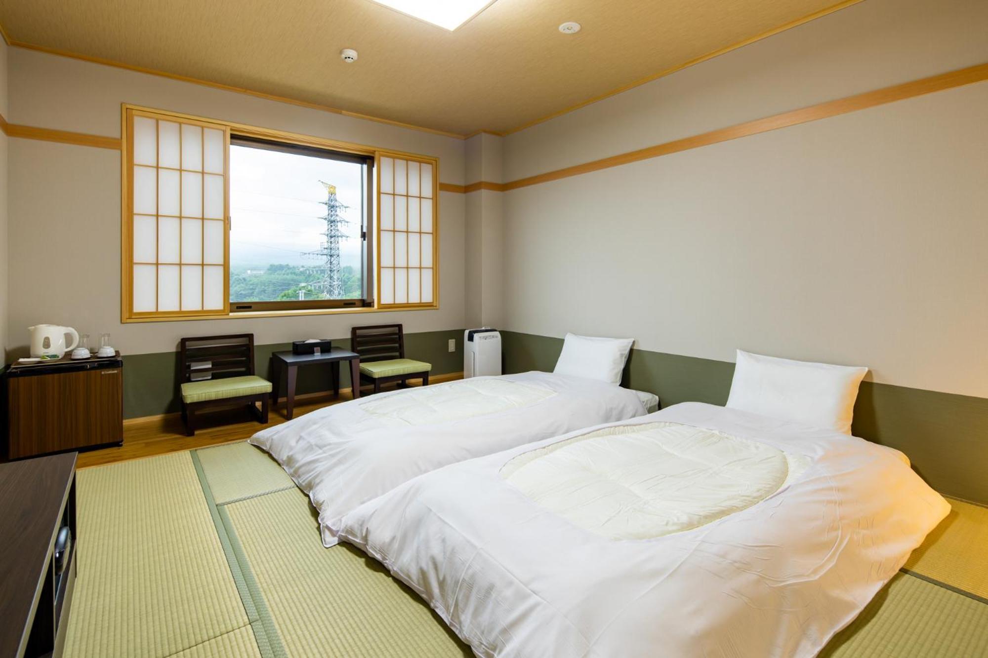 Fujikawaguchiko Resort Hotel Екстер'єр фото